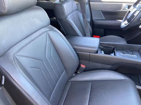 Used 2025 Hyundai Santa Fe SEL image 23