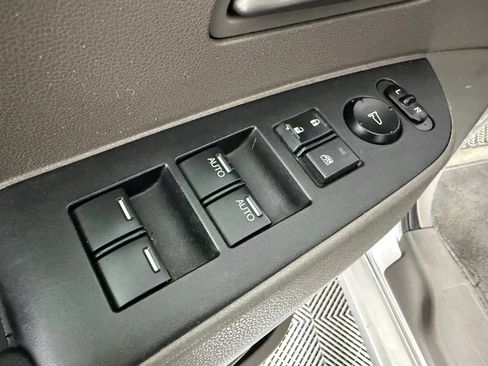Used 2011 Honda Odyssey Touring image 10