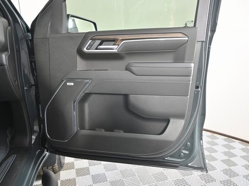 Used 2026 Chevrolet Silverado 1500 LT Trail Boss w/ Convenience Package II image 13