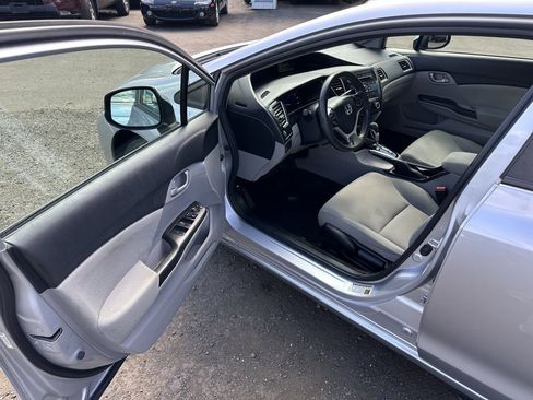 Used 2013 Honda Civic LX image 8