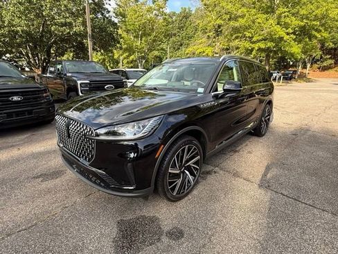 New 2025 Lincoln Aviator Reserve w/ Equipment Group 201A image 2