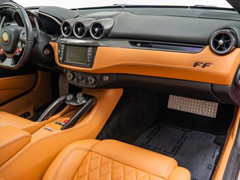 Used 2014 Ferrari FF image 14