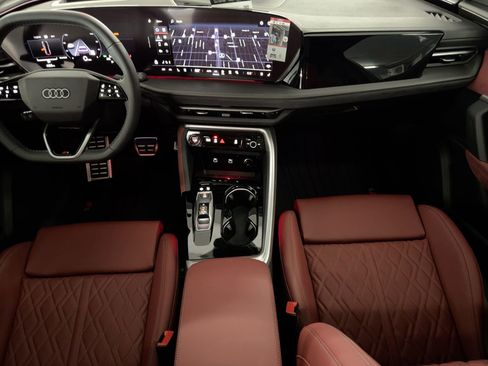 New 2025 Audi SQ5 Premium Plus image 17