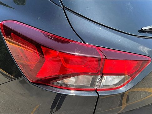 Used 2023 Chevrolet TrailBlazer LT w/ Convenience Package image 30