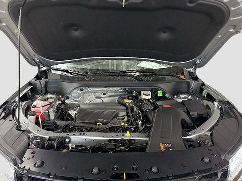 New 2026 Chevrolet Trax RS w/ Sunroof Package image 30