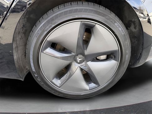 Used 2023 Tesla Model 3 Long Range image 10