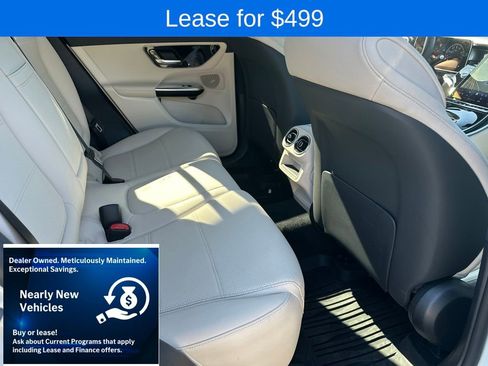 Used 2025 Mercedes-Benz GLC 300 GLC 300 image 32