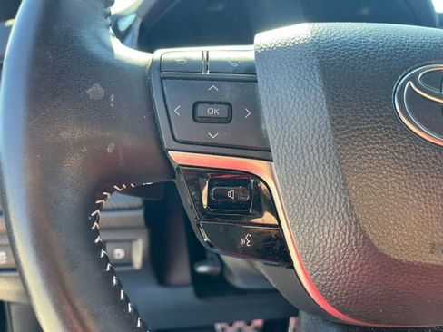 Used 2025 Toyota Camry SE image 16