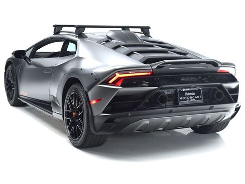 Used 2024 Lamborghini Huracan Sterrato AWD/4WD image 4