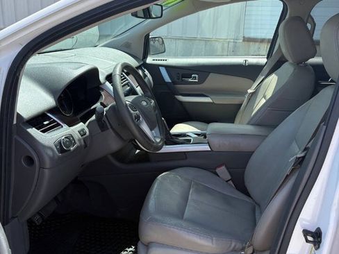 Used 2014 Ford Edge Limited w/ Equipment Group 301A FWD image 6