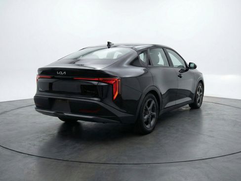 Used 2025 Kia K4 FWD image 7