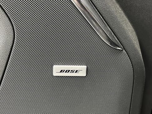 Used 2023 GMC Yukon XL Denali image 29