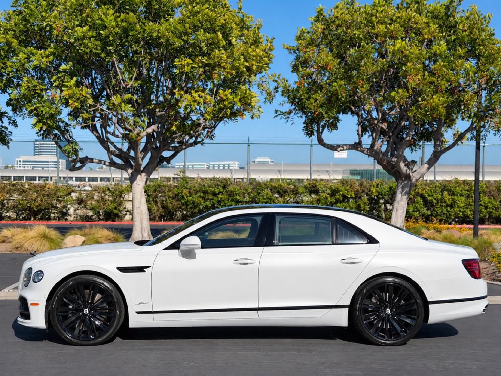 Used 2023 Bentley Flying Spur W12 AWD/4WD image 11