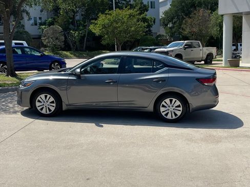 Used 2025 Nissan Sentra S FWD image 3
