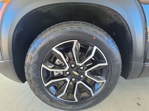Used 2023 Chevrolet TrailBlazer ACTIV w/ Convenience Package image 30