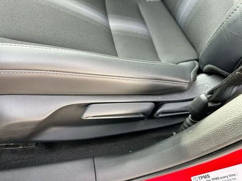 Used 2025 Honda Civic Sport image 16