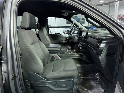 Used 2022 Ford F150 XLT w/ Equipment Group 302A High AWD/4WD image 27