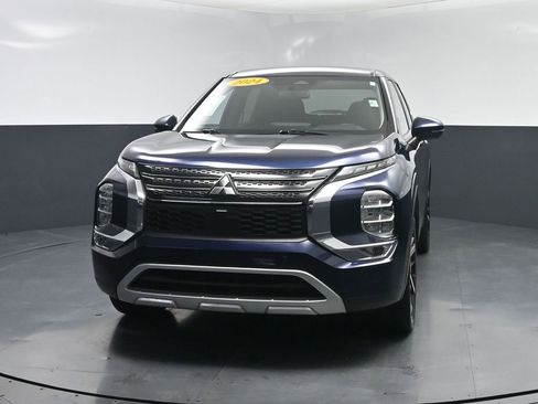 Used 2024 Mitsubishi Outlander SE image 23