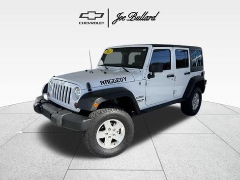 Used 2011 Jeep Wrangler Unlimited Sport image 1
