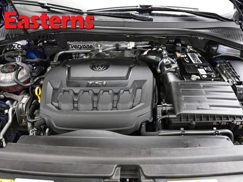 Used 2022 Volkswagen Tiguan SE w/ Panoramic Sunroof Package AWD/4WD image 7