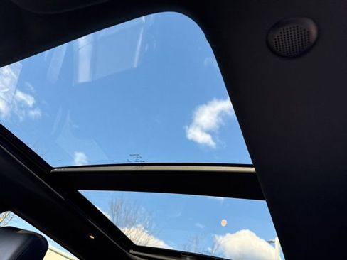 Used 2022 Jeep Grand Cherokee Limited w/ Tech Group image 5