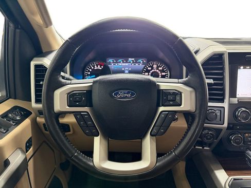 Used 2017 Ford F150 Lariat RWD image 13
