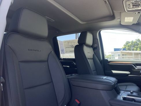 New 2026 GMC Sierra 2500 Denali w/ Denali Reserve Package AWD/4WD image 28