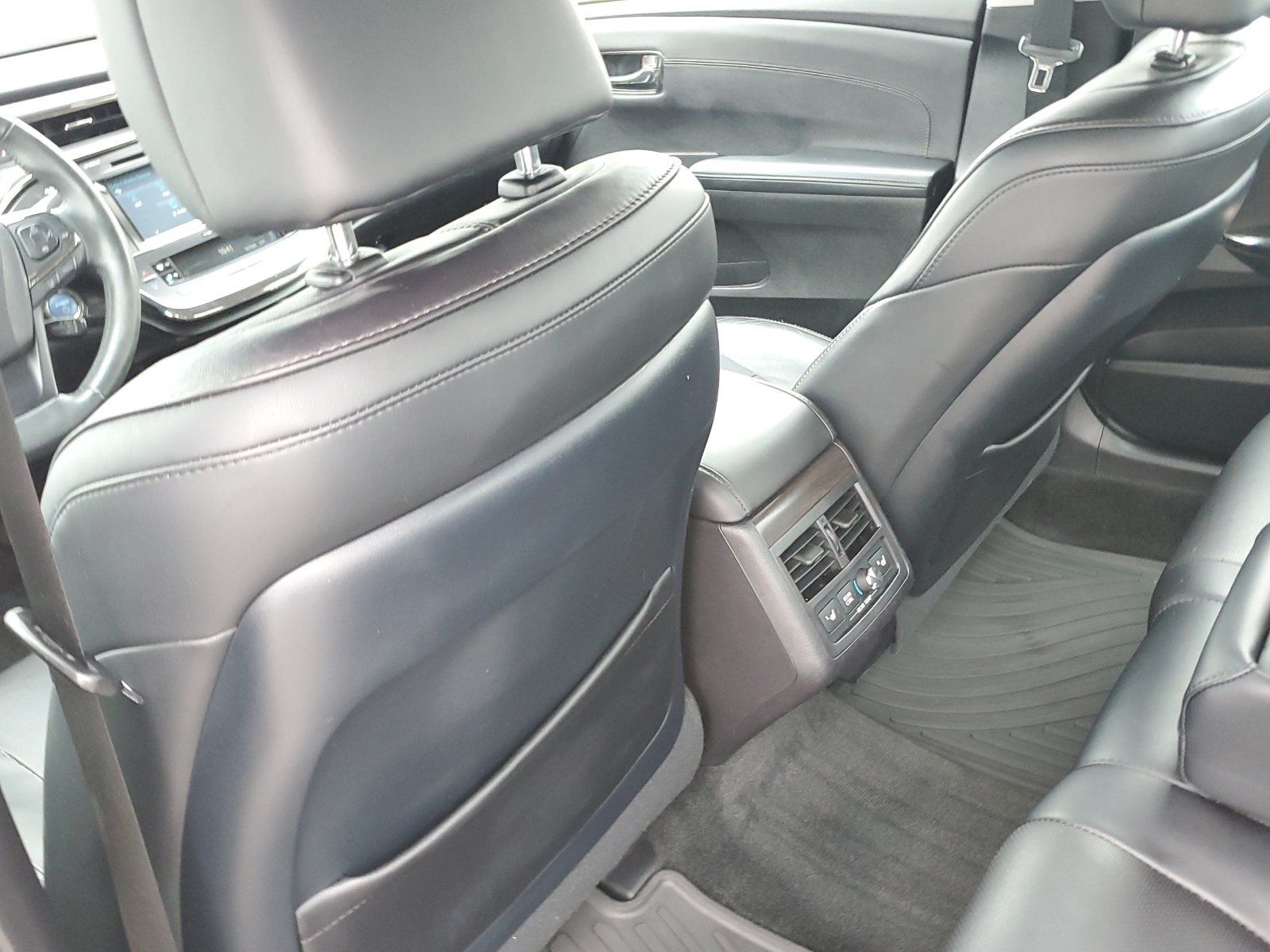 Used 2016 Toyota Avalon Limited w/ Protection Package FWD image 14