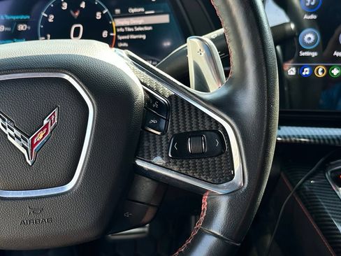 Used 2021 Chevrolet Corvette Stingray Convertible w/ Z51 Performance Package RWD image 14