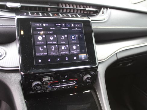 Used 2024 Jeep Grand Cherokee L Laredo image 54