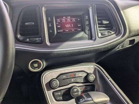 Used 2016 Dodge Challenger SXT image 24