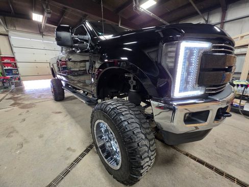 Used 2018 Ford F350 Lariat w/ Tow Technology Bundle image 8