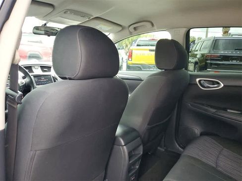 Used 2019 Nissan Sentra SV image 11