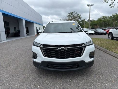 Used 2022 Chevrolet Traverse RS image 2