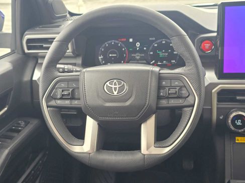 Certified 2025 Toyota Tacoma TRD Off-Road w/ TRD Off Road Premium Package AWD/4WD image 19
