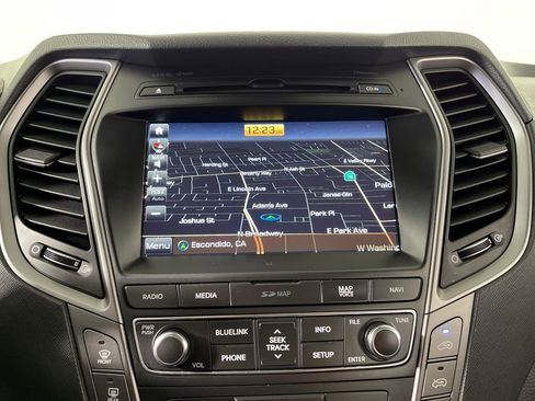 Used 2017 Hyundai Santa Fe SE w/ SE Ultimate Tech Package 03 image 22