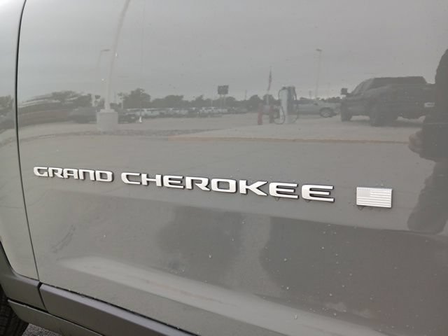 New 2027 Jeep Grand Cherokee Laredo X AWD/4WD image 35