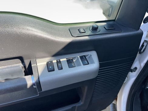 Used 2013 Ford F350 Lariat image 16