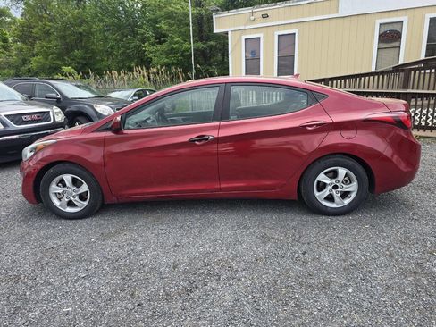 Used 2015 Hyundai Elantra SE FWD image 14