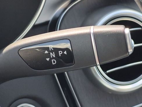 Used 2019 Mercedes-Benz C 300 4MATIC Sedan image 31