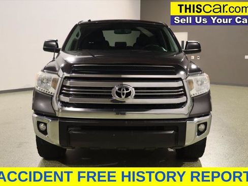 Used 2017 Toyota Tundra SR5 w/ SR5 Upgrade Package RWD image 3