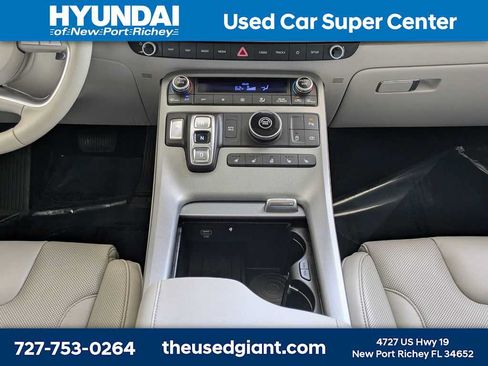 Used 2023 Hyundai Palisade Limited w/ Cargo Package FWD image 26