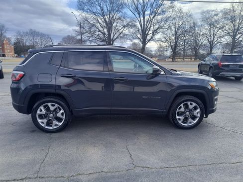 Used 2018 Jeep Compass Limited image 6