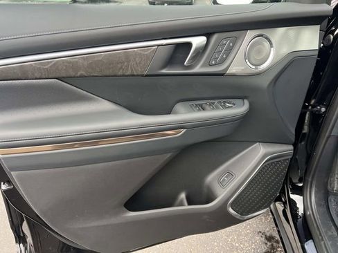 New 2026 Buick Enclave Avenir w/ Super Cruise Package AWD/4WD image 16