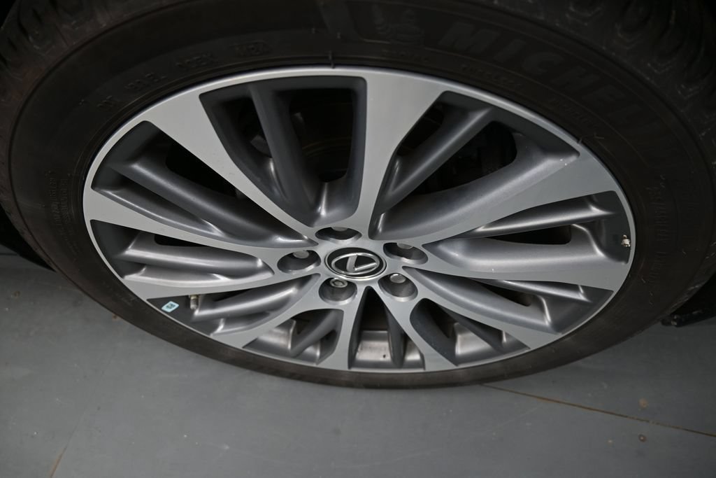 Used 2021 Lexus ES 350 w/ Premium Package FWD image 9