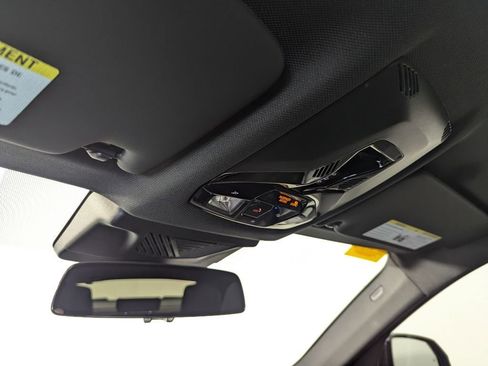 Used 2025 BMW X2 xDrive28i w/ M Sport Package image 16