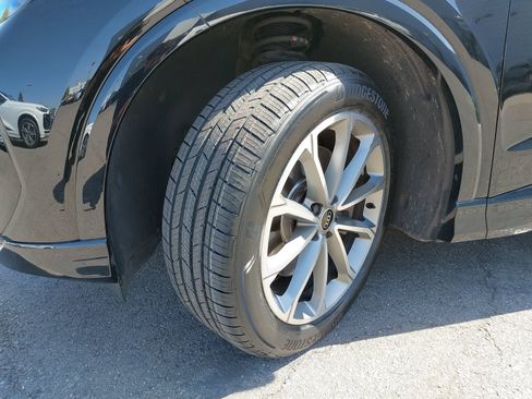 Used 2022 Audi Q4 e-tron Premium Plus AWD/4WD image 36