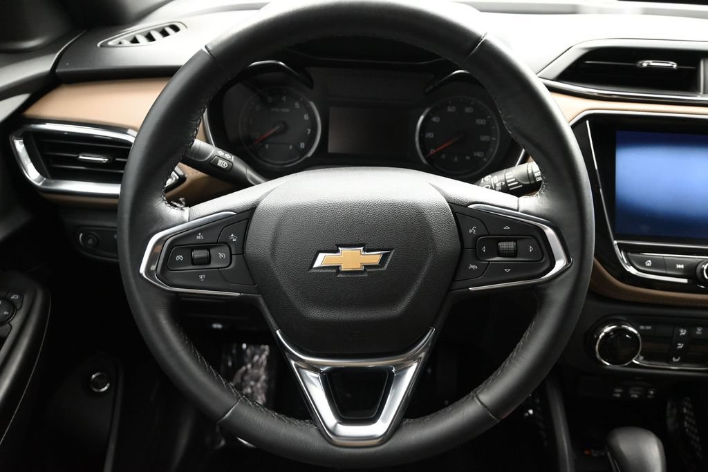 Used 2021 Chevrolet TrailBlazer ACTIV w/ Sun and Liftgate Package FWD image 19