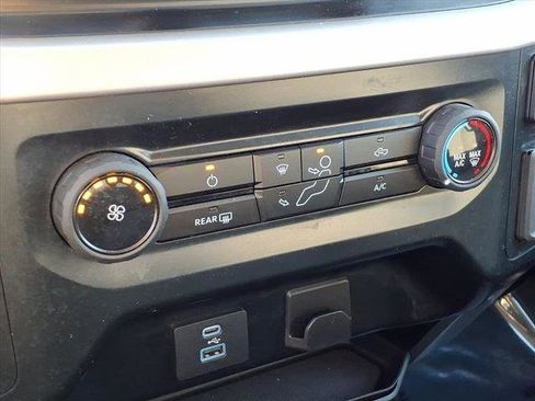 Used 2023 Ford F150 XLT image 15