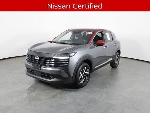 Certified 2025 Nissan Kicks SV FWD image 2